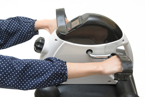 artist hand exercise bike